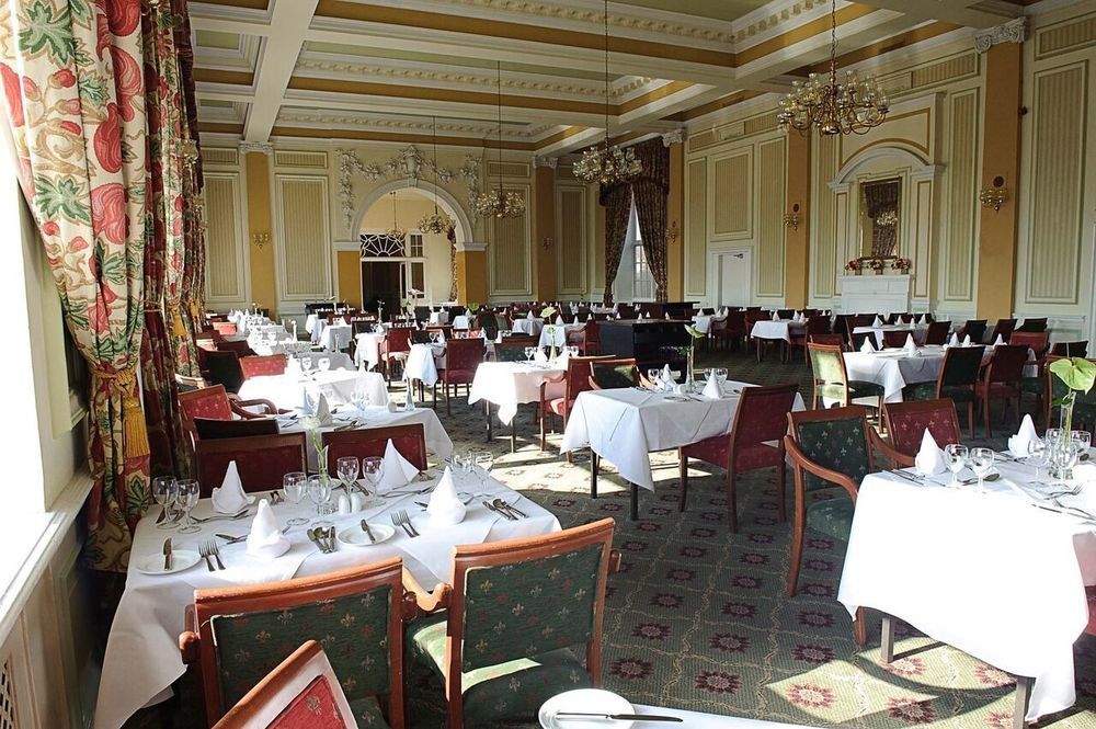 Peebles Hydro Hotel Екстериор снимка